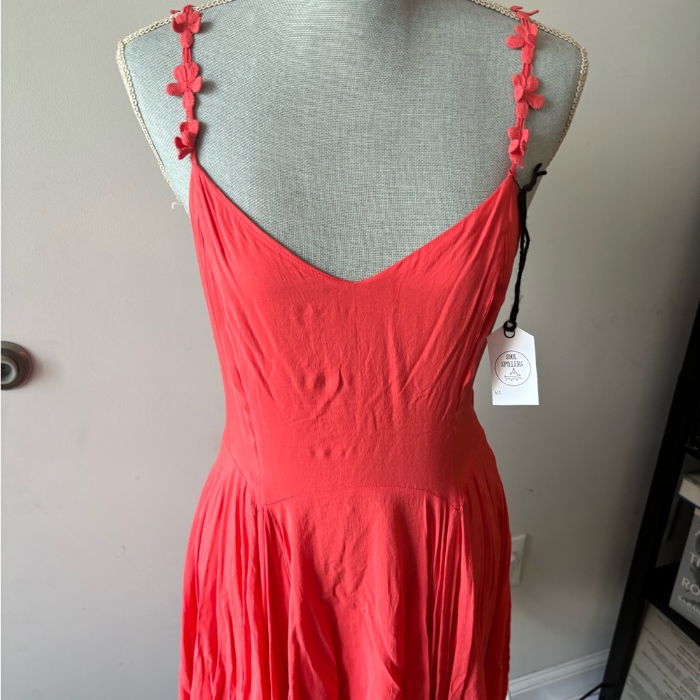 KIMCHI BLUE SIZE M CORAL DRESS FLOWER STRAPS